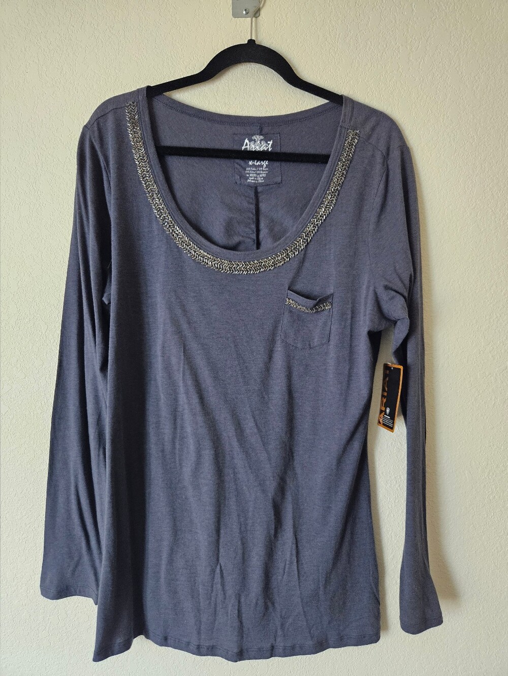 Ariat Scoop Neck Long-Sleeve Top with Beaded Trim Size xl